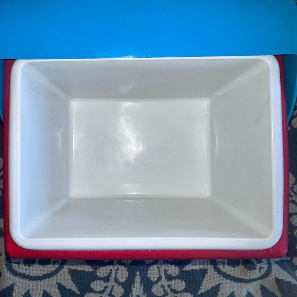 Vintage 1987 Igloo Little Playmate II Picnic Cooler Crown Corning Red Aqua - Picture 6 of 7
